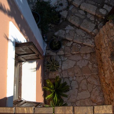 Kavos House Apartment Meyísti Екстериор снимка
