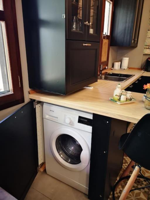 Kavos House Apartment Meyísti Екстериор снимка