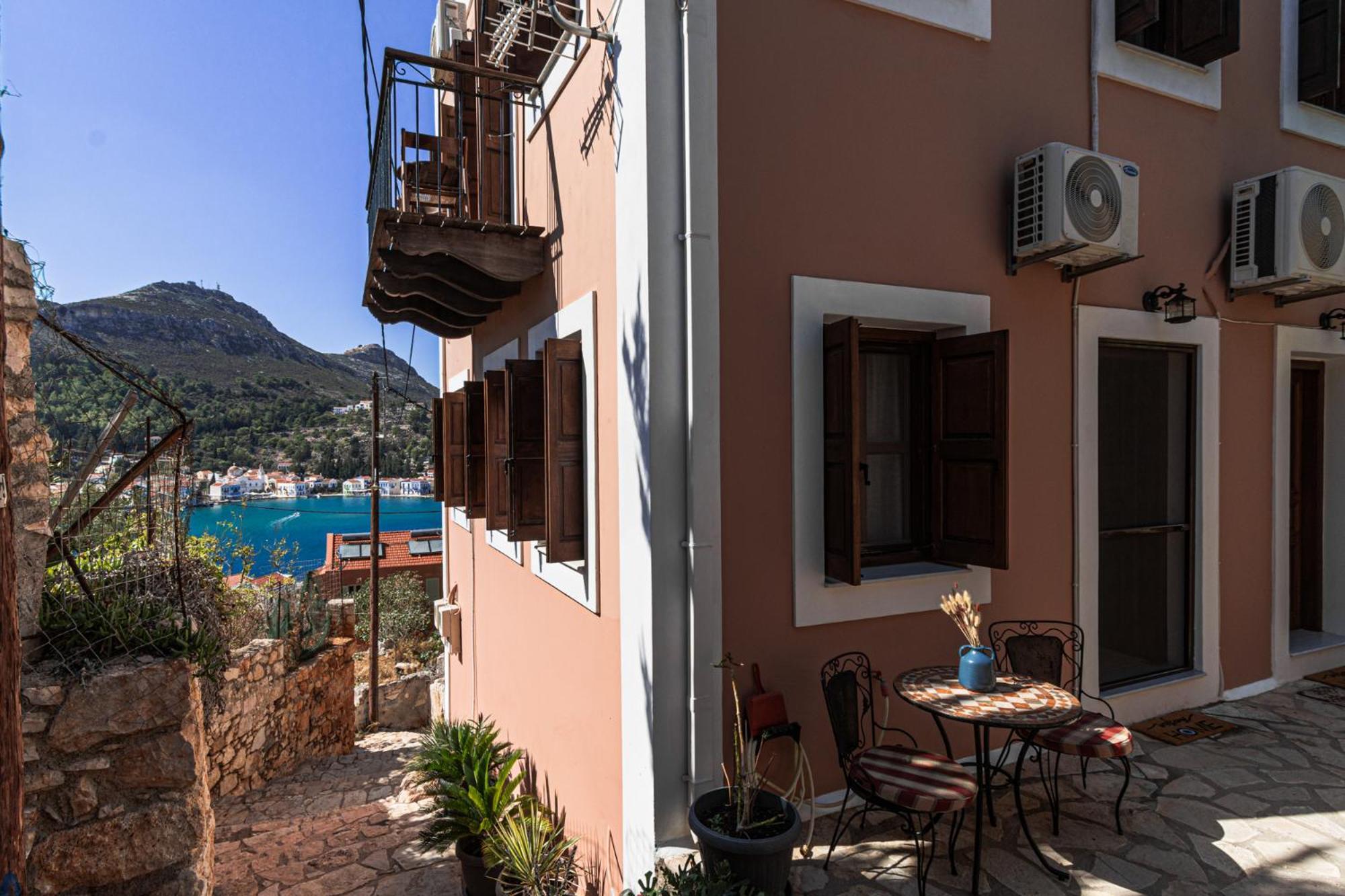 Kavos House Apartment Meyísti Екстериор снимка