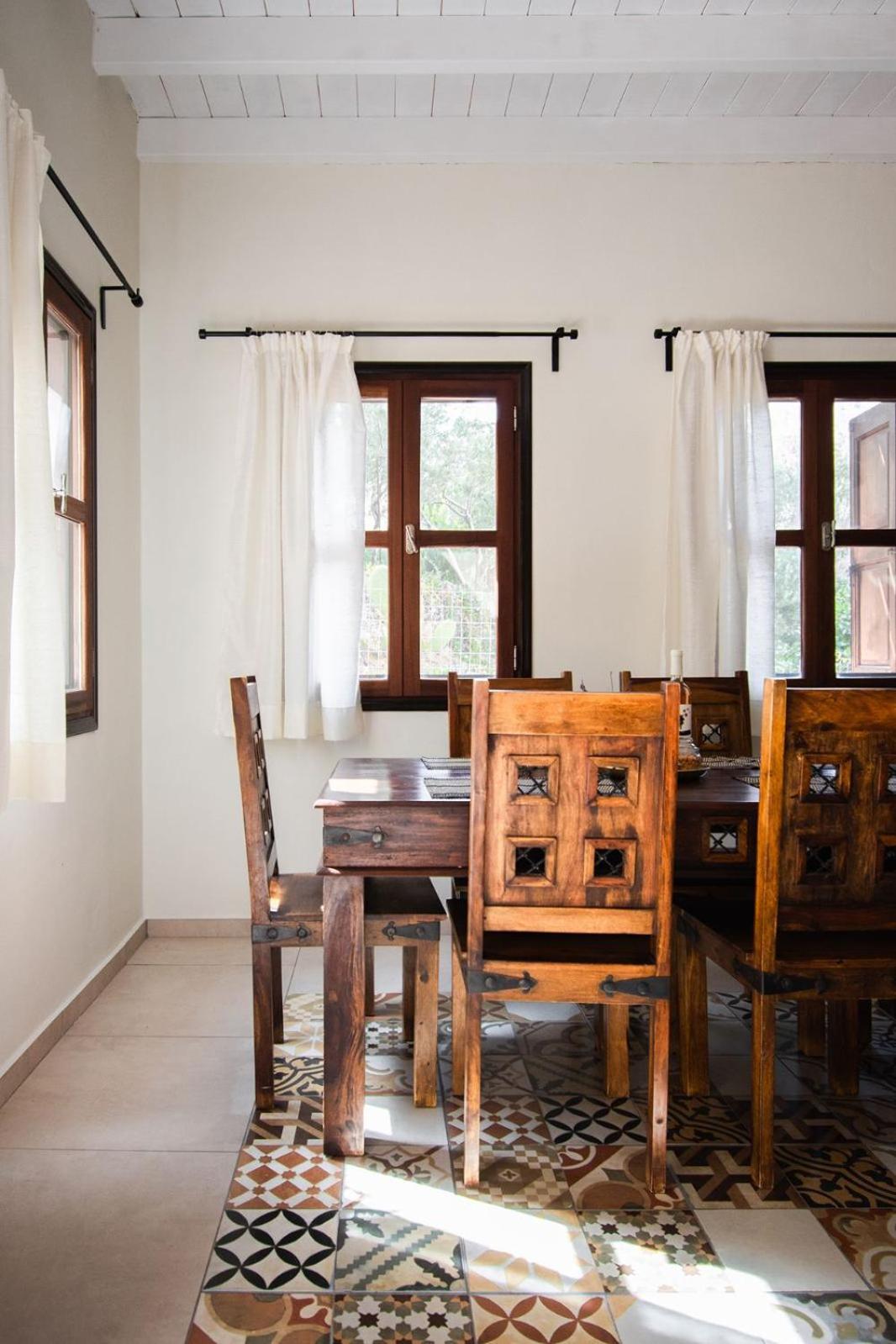 Kavos House Apartment Meyísti Екстериор снимка