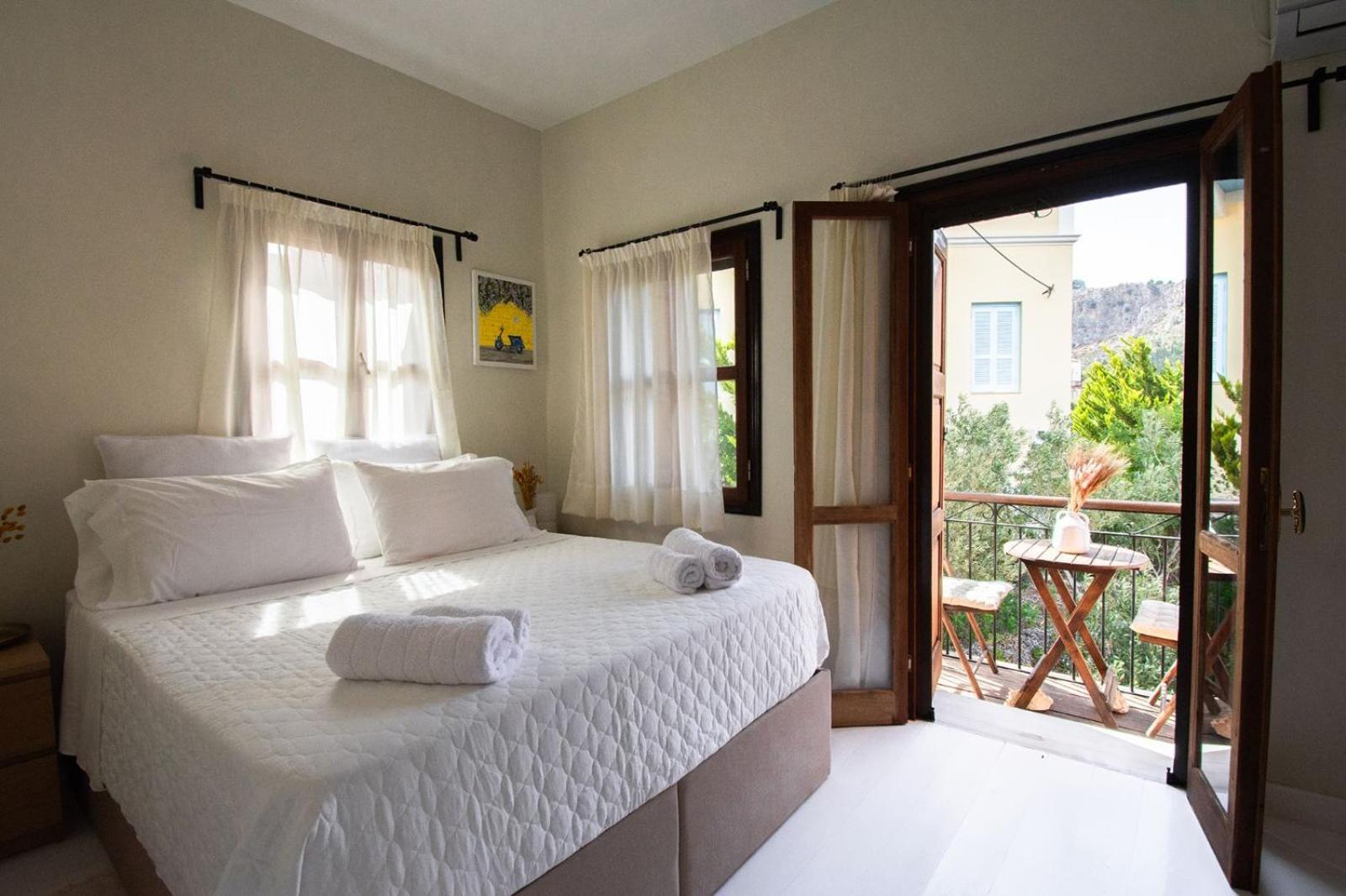 Kavos House Apartment Meyísti Екстериор снимка