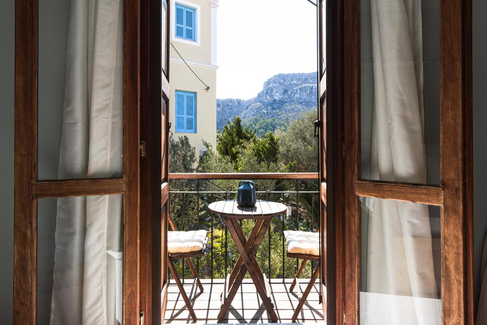Kavos House Apartment Meyísti Екстериор снимка